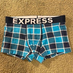 Express boxer briefs